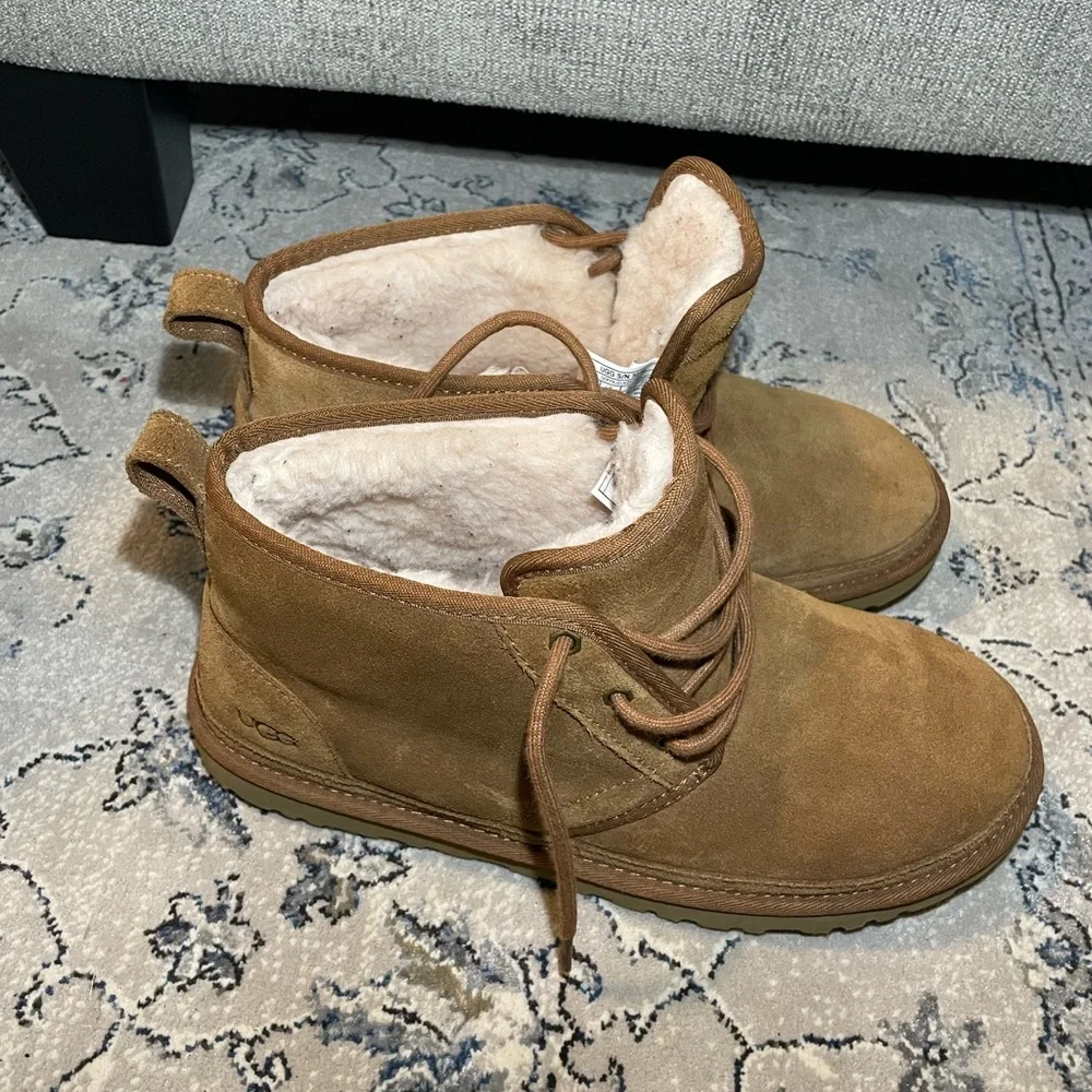 UGG Neumel Women's Boots In Chestnut